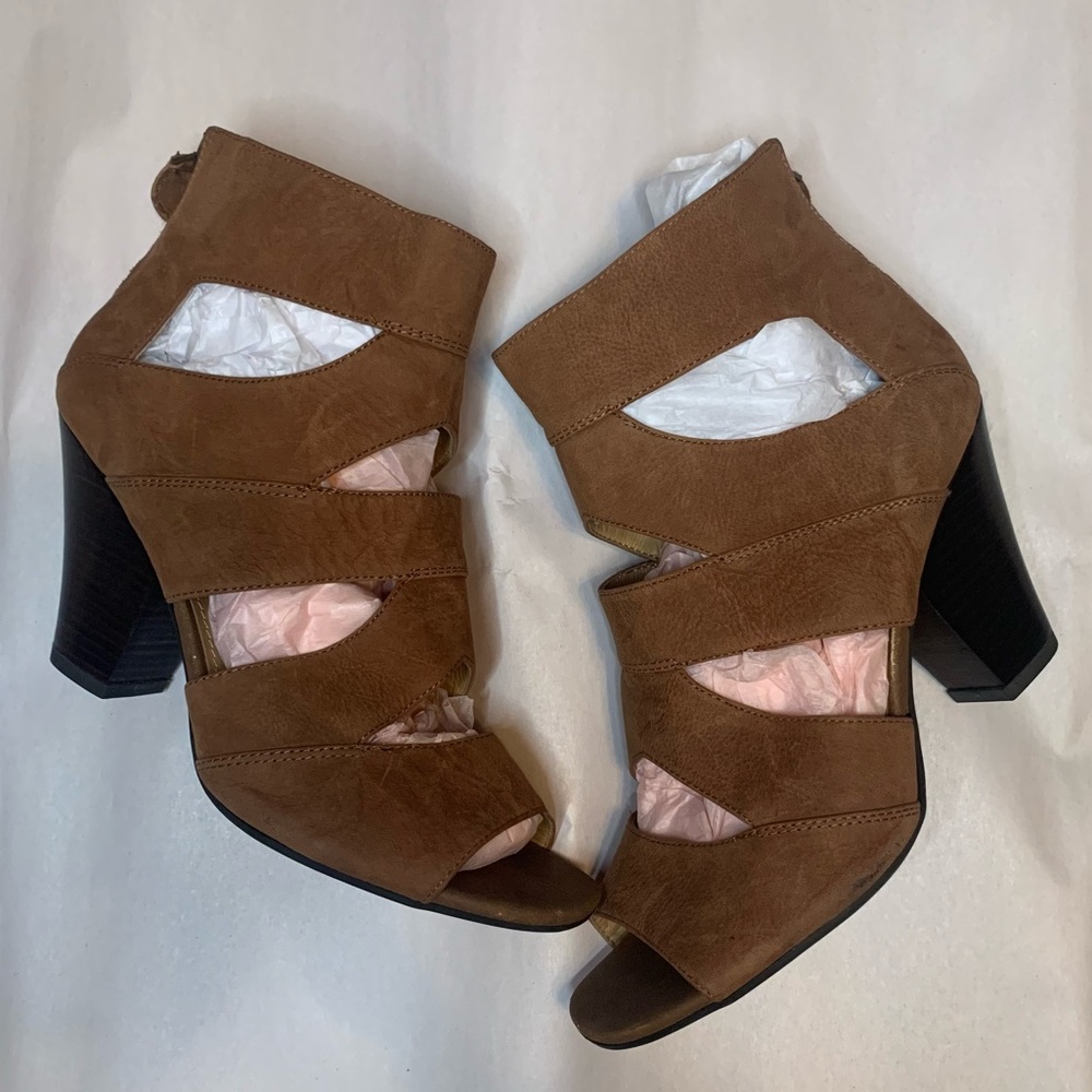 Franco Sarto L-Tucker Gladiator Sandal Heels